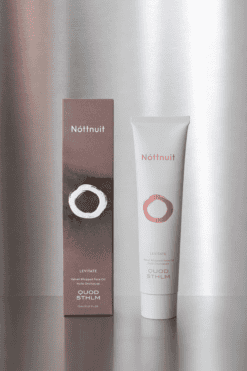 Nóttnuit LEVITATE Velvet Whipped Face Oil och förpackning.