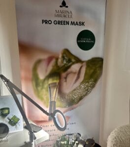 Marina Miracle Pro Green Mask för naturlig hudvård och peeling.